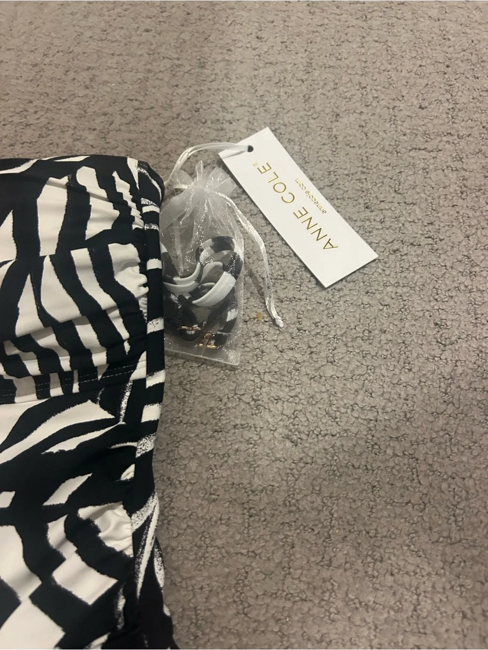 Anne Cole Black and White Tropical Print One-Piece Swimsuit